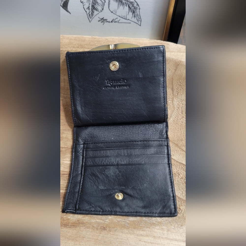 VINTAGE Tignanello 100% Leather Wallet - Picture 11 of 14